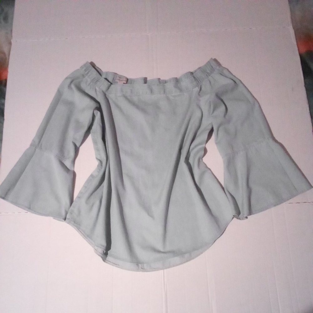Calvin Klein Jeans Women's Off The Shoulder Bell Sleeve Blouse Size M Brand New